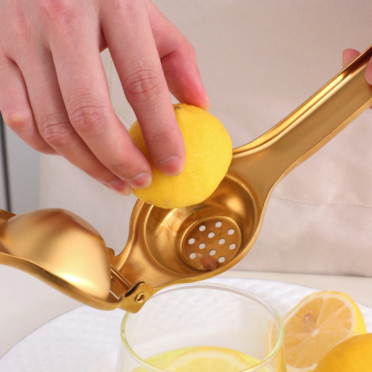 1PC Stainless Steel Manual Juicer Household Lemon Clip Creative Orange Juicer Squeezer Fruit Hand Pressing Kitchen Accessories
